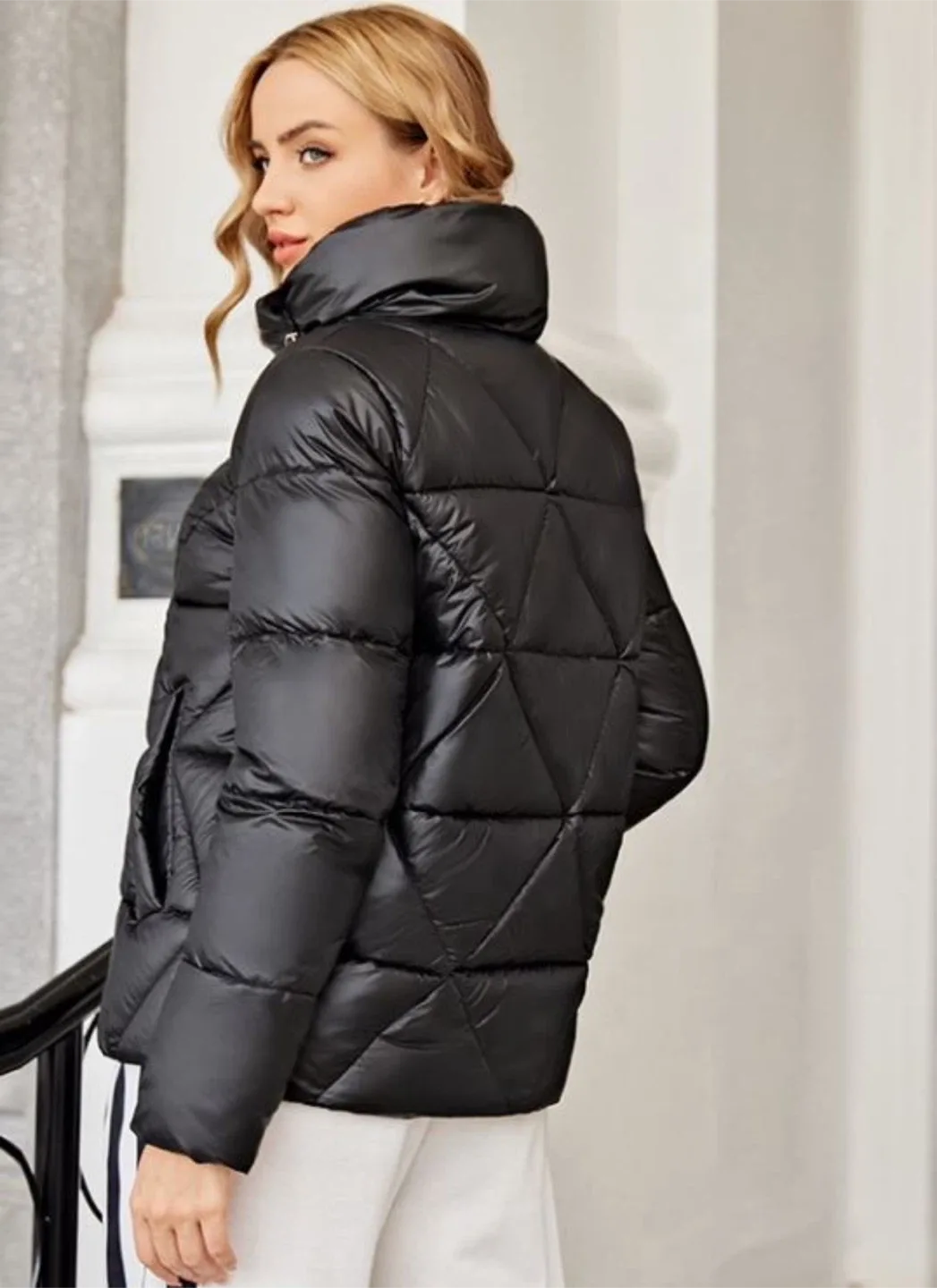 Black Puffer Jacket - Size Medium image indicator(4)