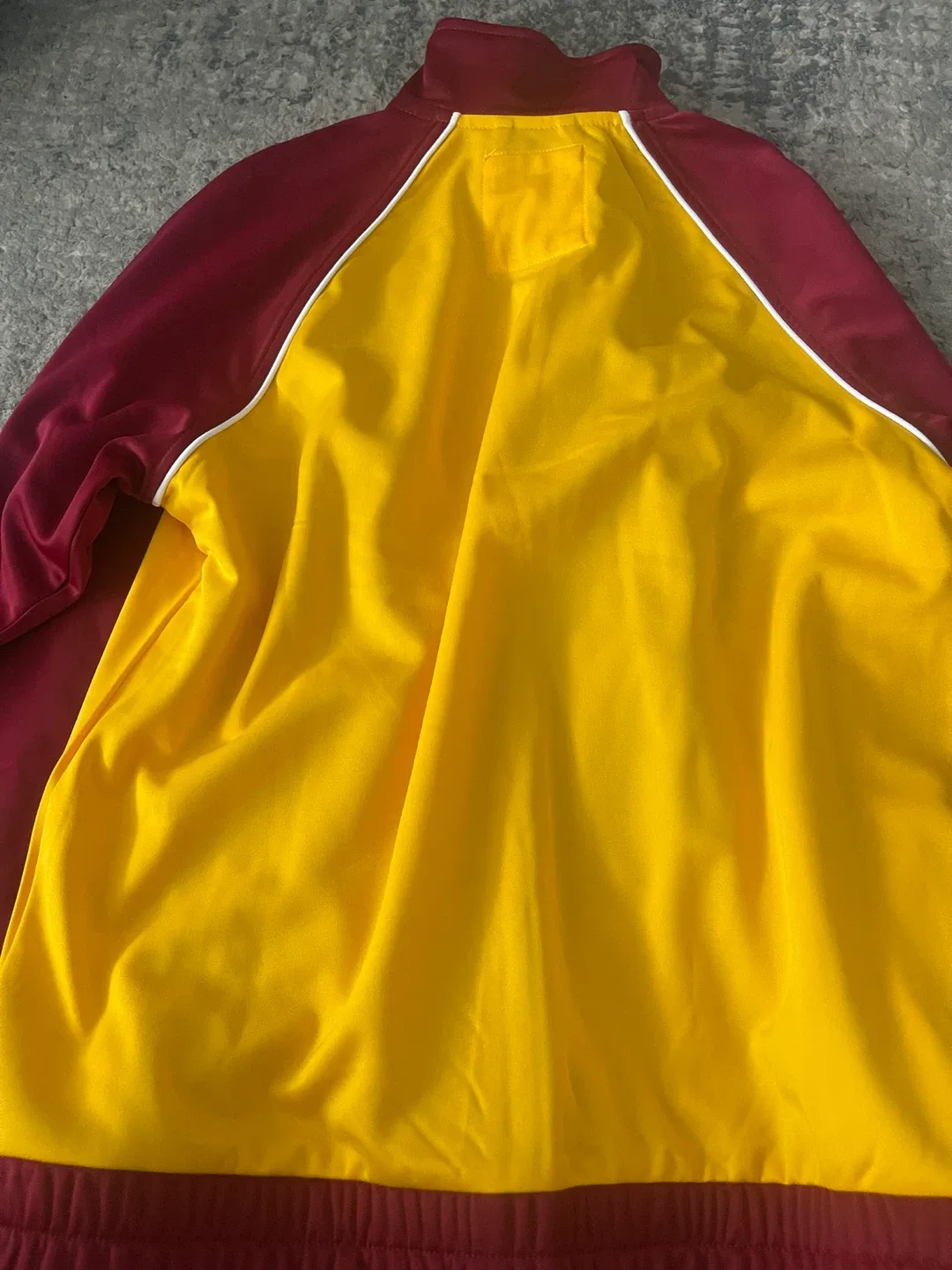 NFL Team Apparel Washington Football Team Jacket - M image indicator(5)