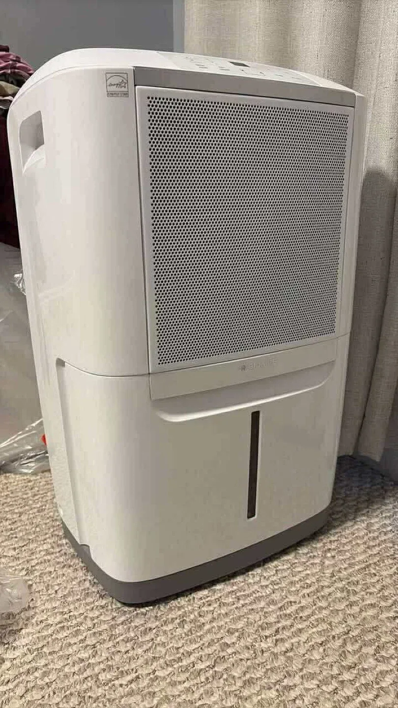 Frigidaire Gallery Dehumidifier 70 pints