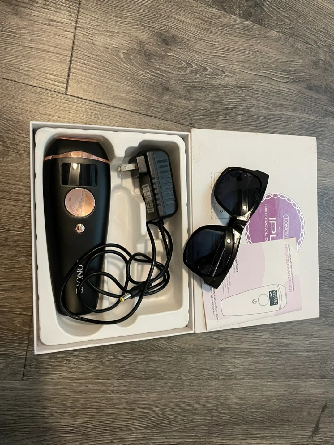 LONOVE IPL Hair Removal Device - Like New! image indicator(3)