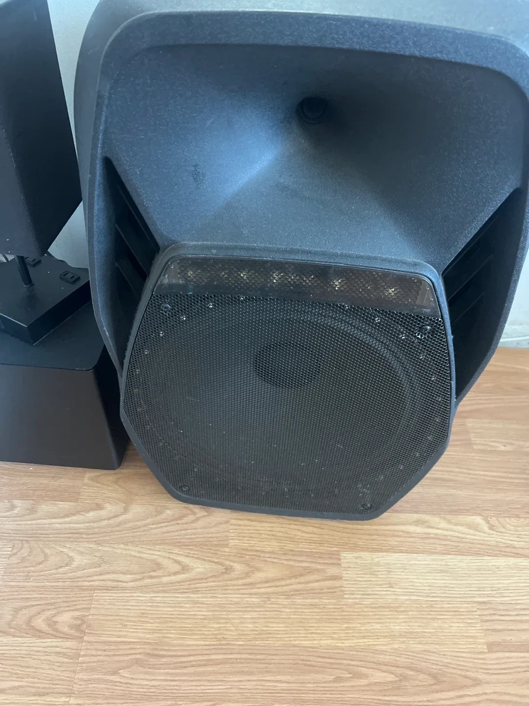 Black Speaker thumbnail