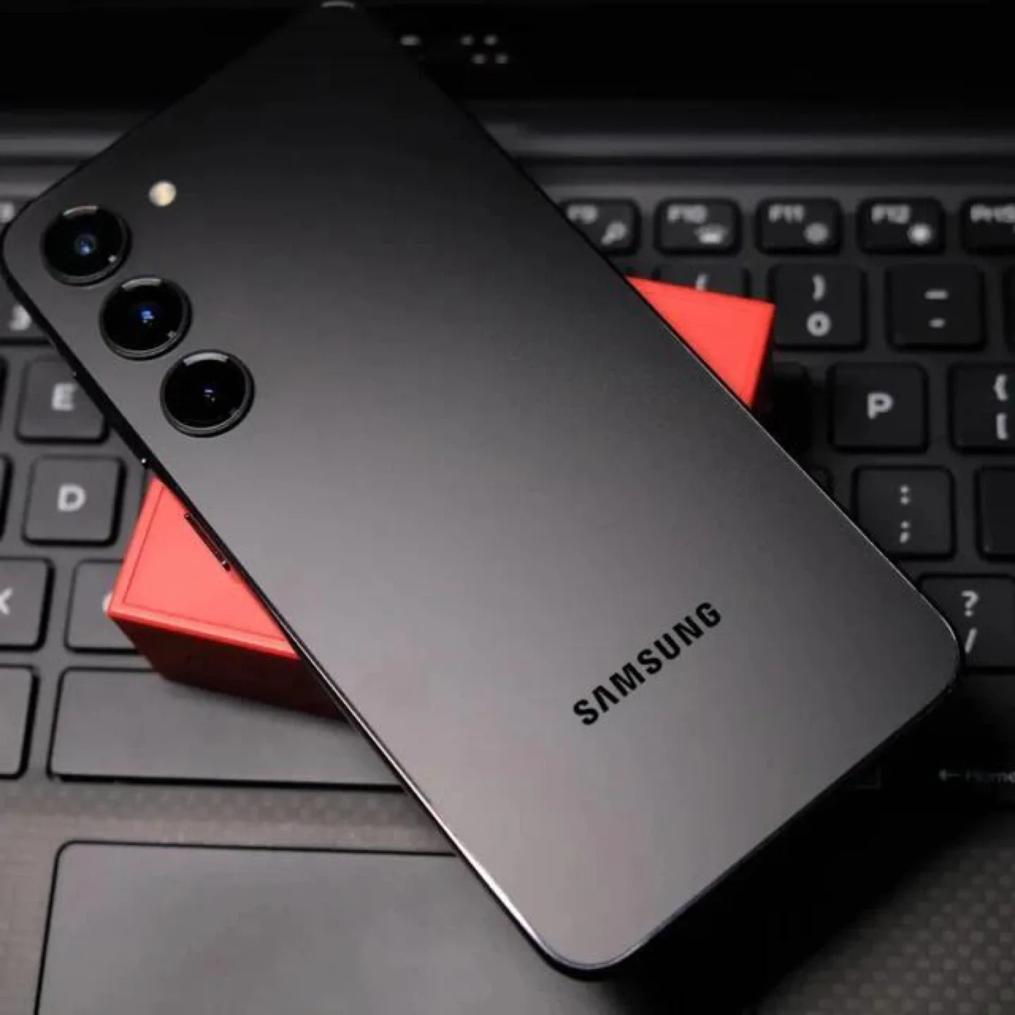 Samsung S23+ 256GB 5G Unlocked on Sale! thumbnail