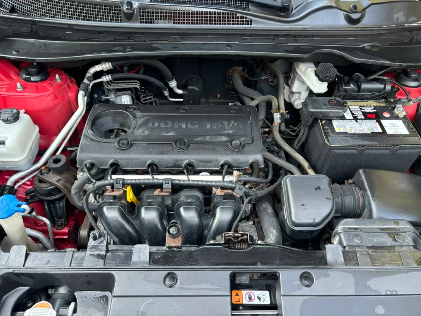 Red Kia Sportage EX image indicator(6)