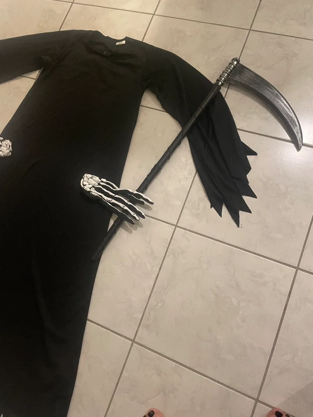 Grim Reaper Costume - Includes Scythe and Gloves image indicator(9)
