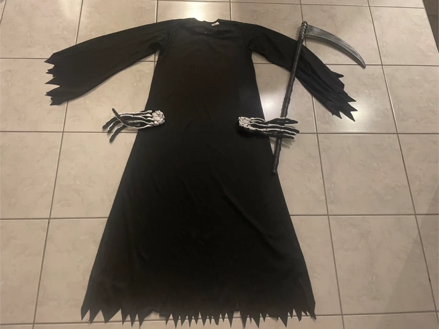 Grim Reaper Costume - Includes Scythe and Gloves image indicator(10)