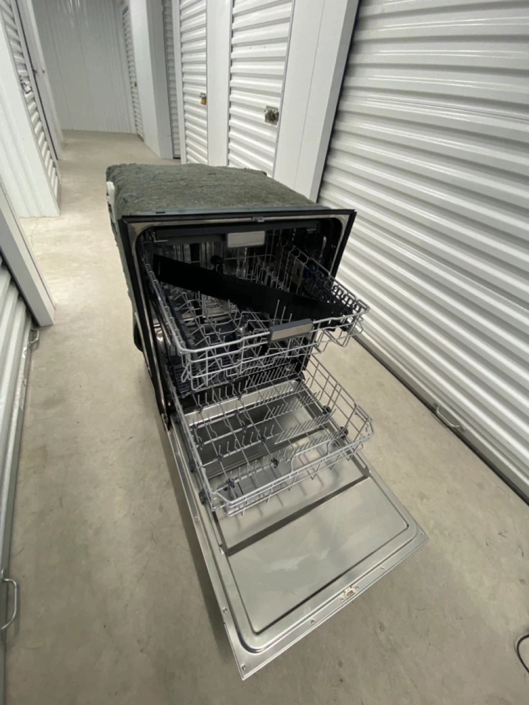 Used Dishwasher - Great for Small Spaces! - photo 4