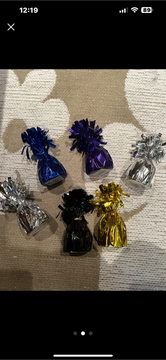 Baloon holders thumbnail