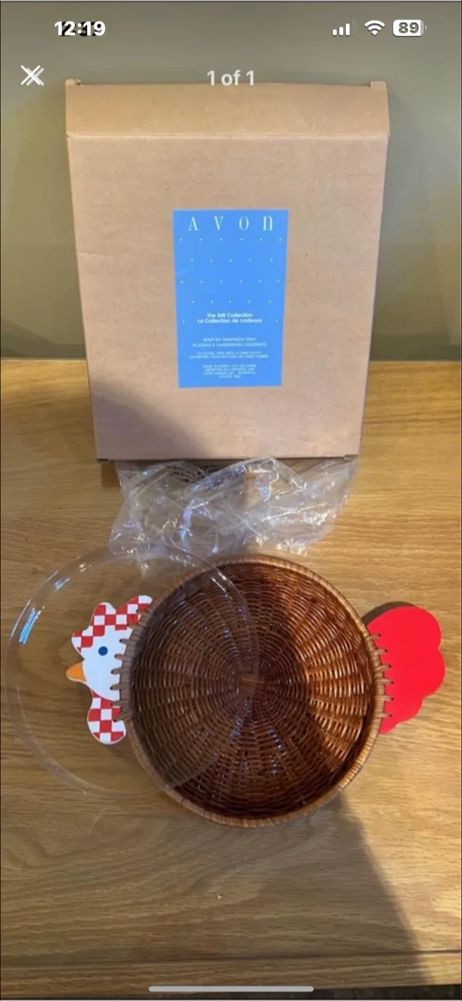 Avon The Gift Collection Soup or Sandwich Tray thumbnail