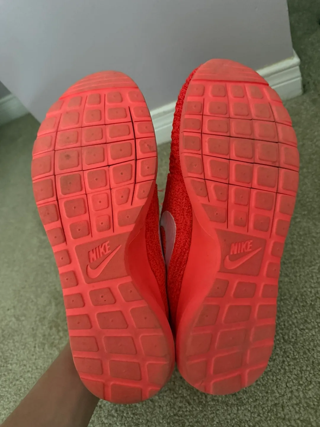 Nike shoes image indicator(2)