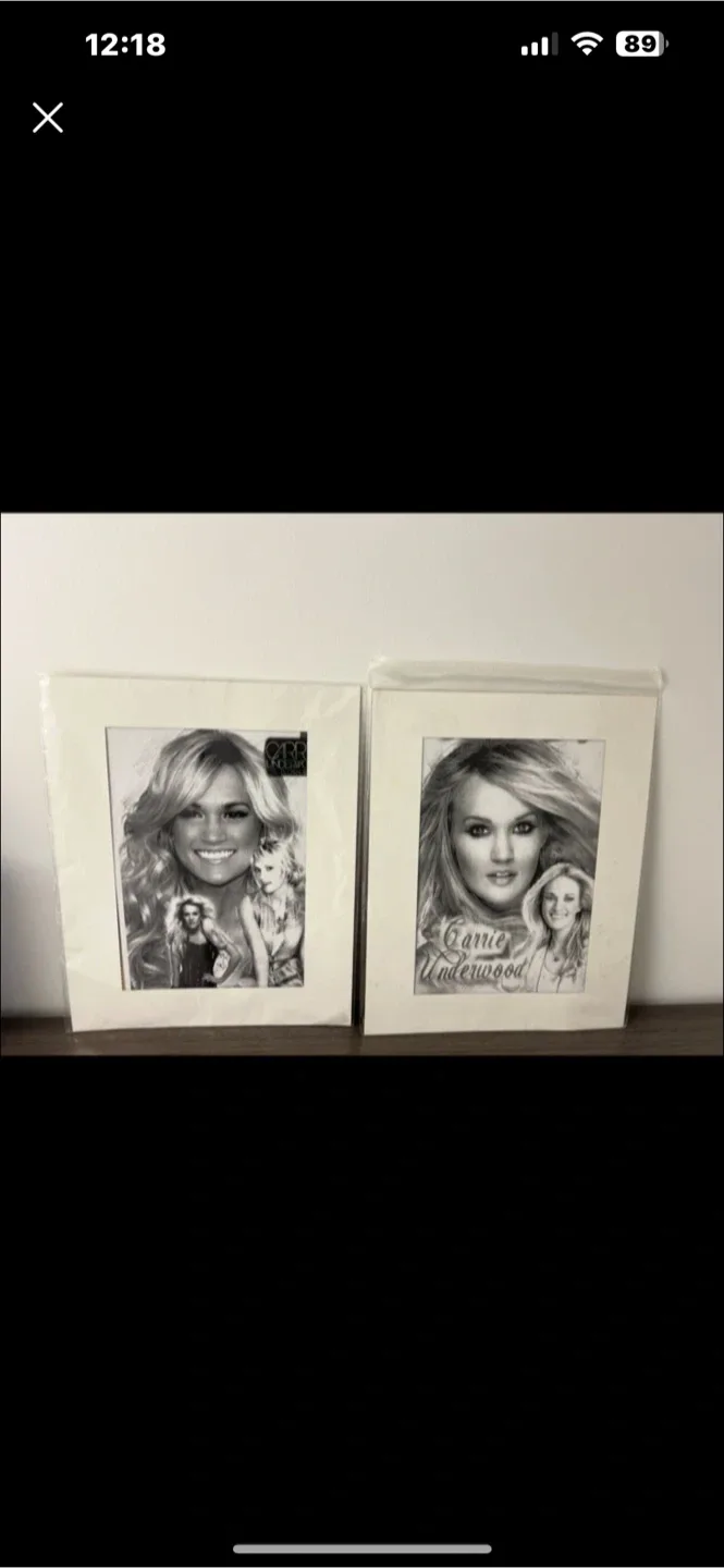 Carrie Underwood Framed Photos thumbnail