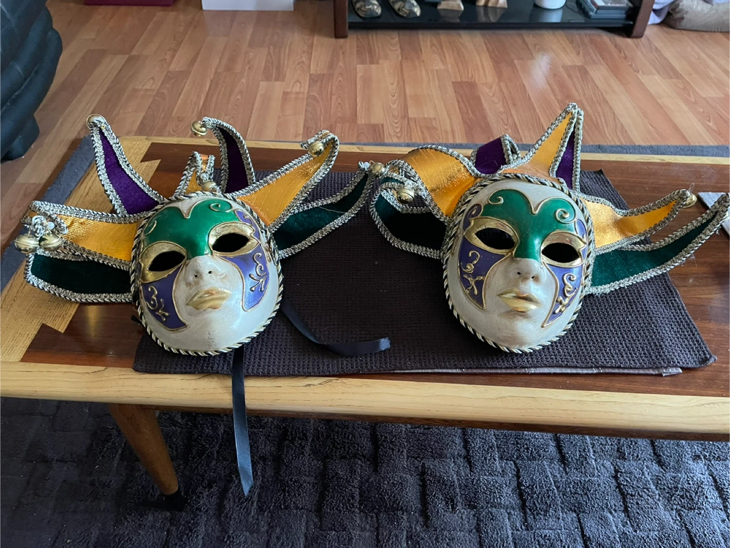 Mardi Gras Jester Mask (set of 2)