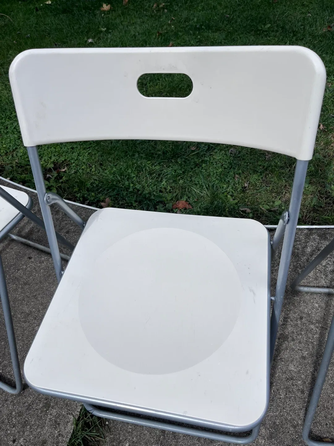 White Folding Chairs - Set of 4 image indicator(2)