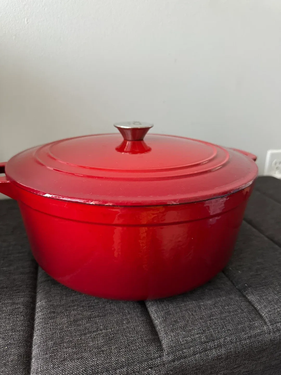 Master Chef Red Dutch Oven thumbnail