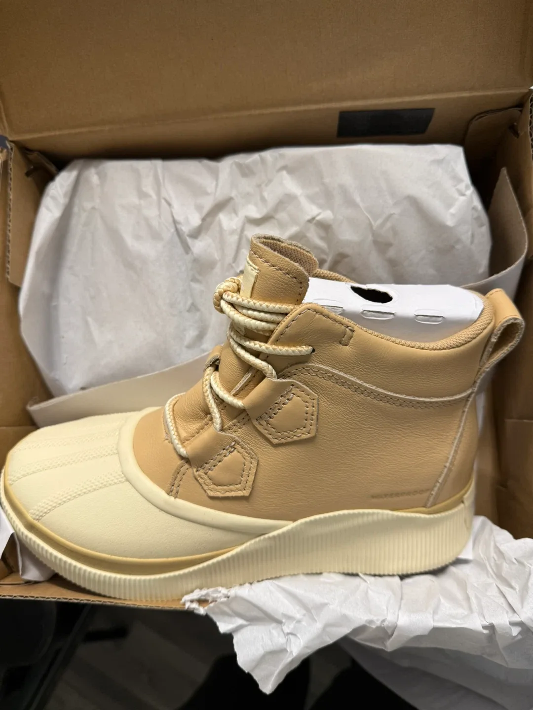 Sorel Women's Out N About LV Classic Waterproof Boot thumbnail