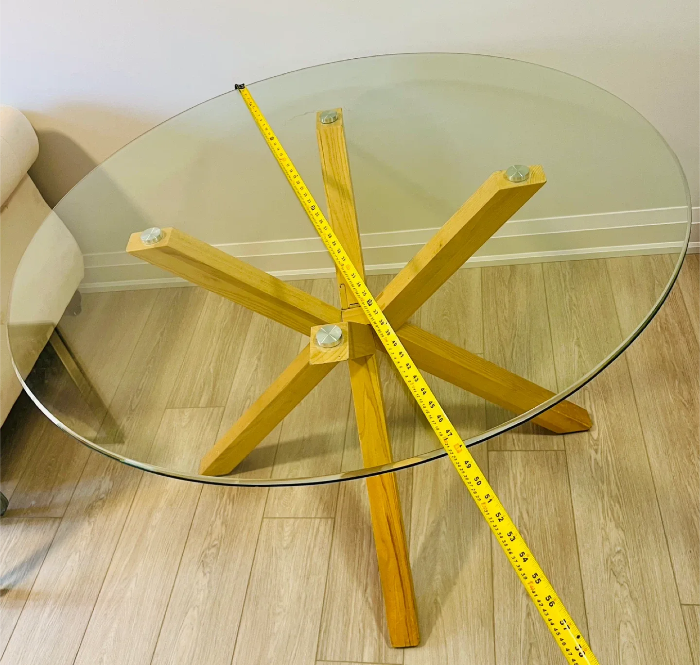 Round Glass Coffee Table with Wooden Base image indicator(3)