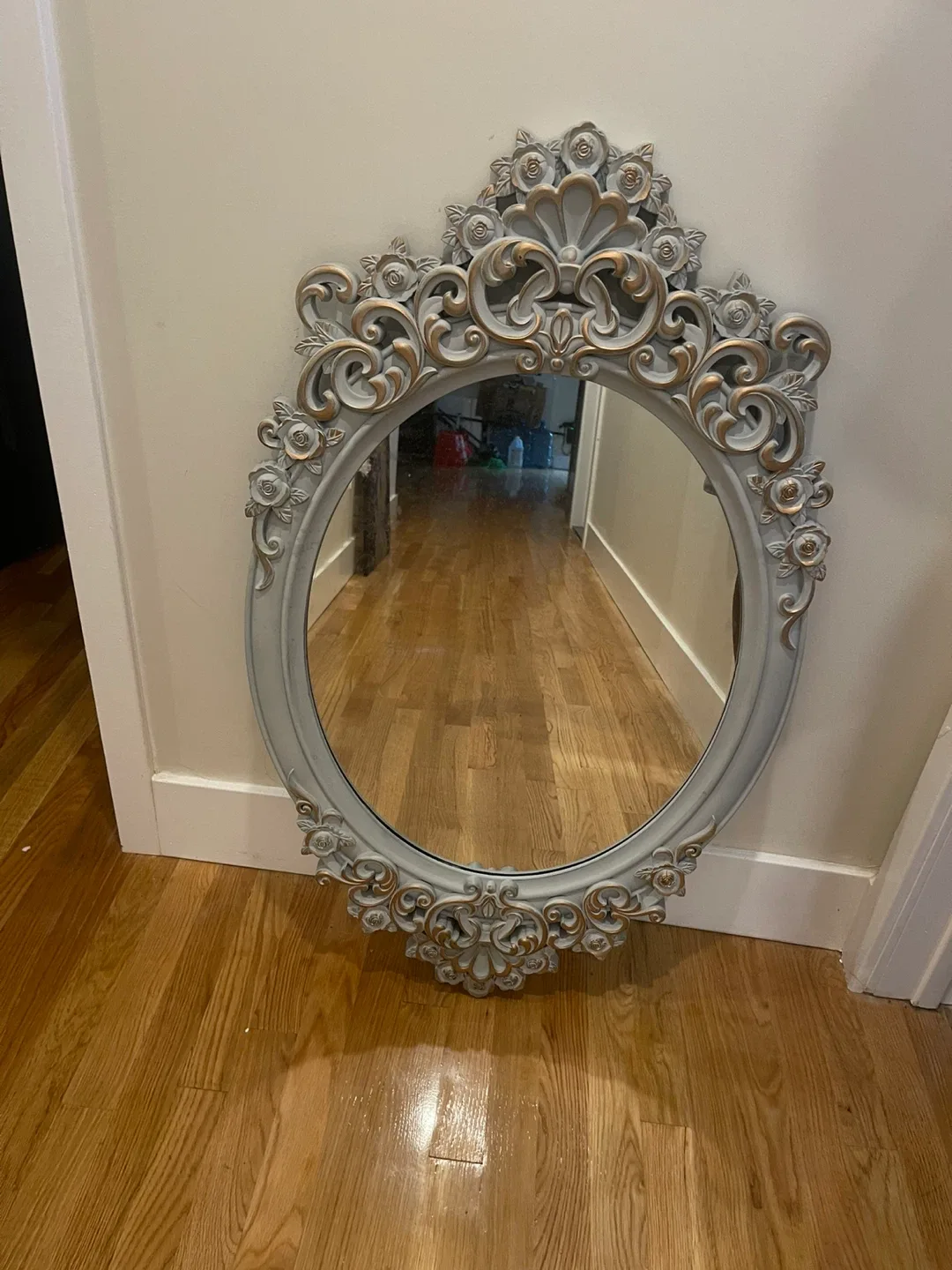 Ornate Oval Mirror image indicator(2)