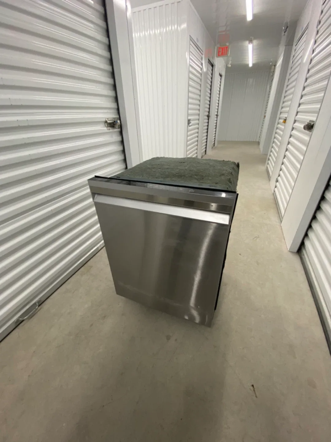 Stainless Steel dishwasher 24” image indicator(8)