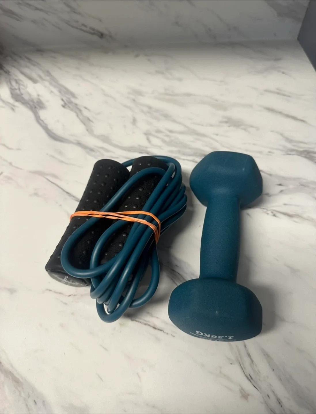 2.36kg Dumbbell & Skipping Rope Set thumbnail