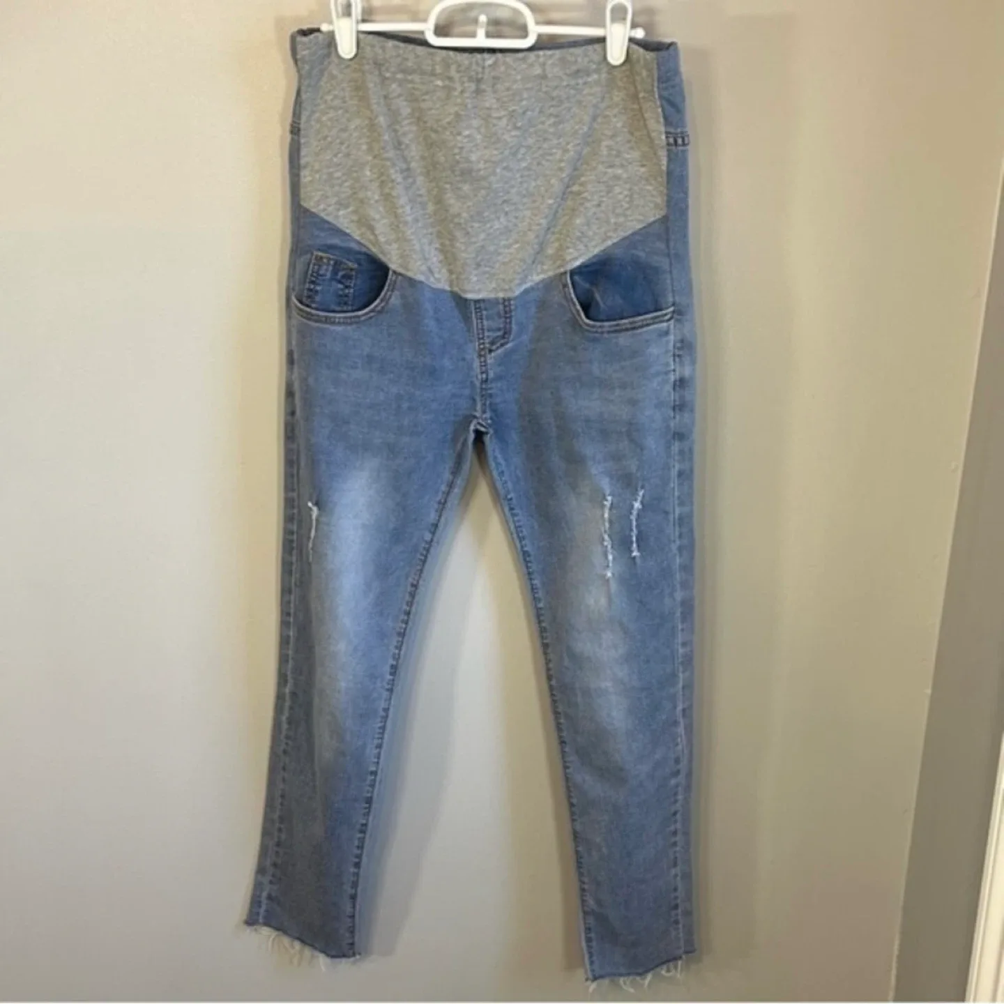 PatPat Distressed Over Bump High Waist Maternity Jeans Size 10 thumbnail