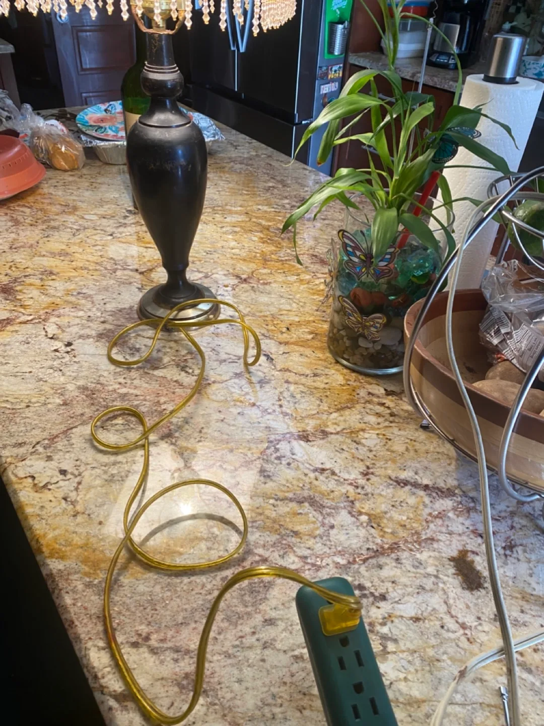 Lamp with black brass bottom MCM lamp image indicator(5)