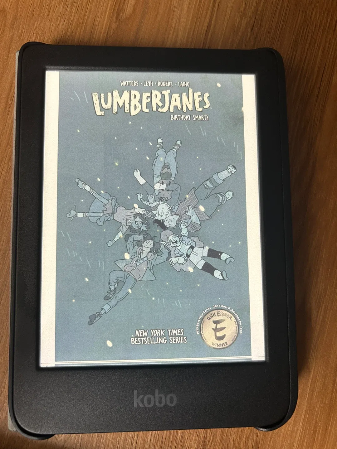 16 GB Kobo Clara Colour w/ Green Sleep Cover image indicator(5)