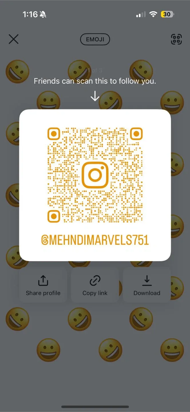 Heena artist @mehndimarvels751    Book your karwachath slots image indicator(3)