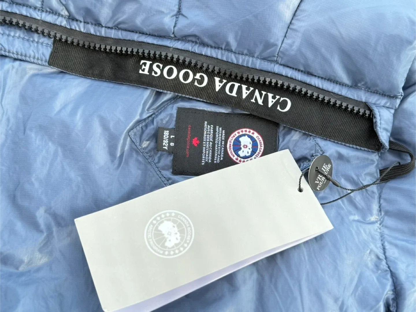 New Canada Goose Vest Size L image indicator(5)