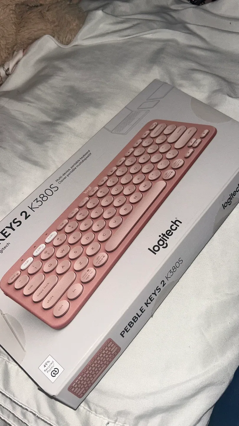 Logitech Pebble Keys 2 K380s — Multi-Device Bluetooth Keyboard thumbnail