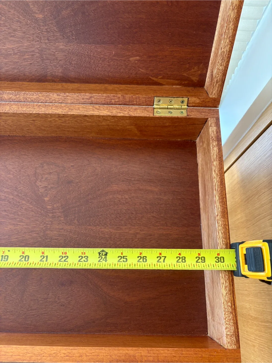 Mahagany blanket box on a stand image indicator(5)