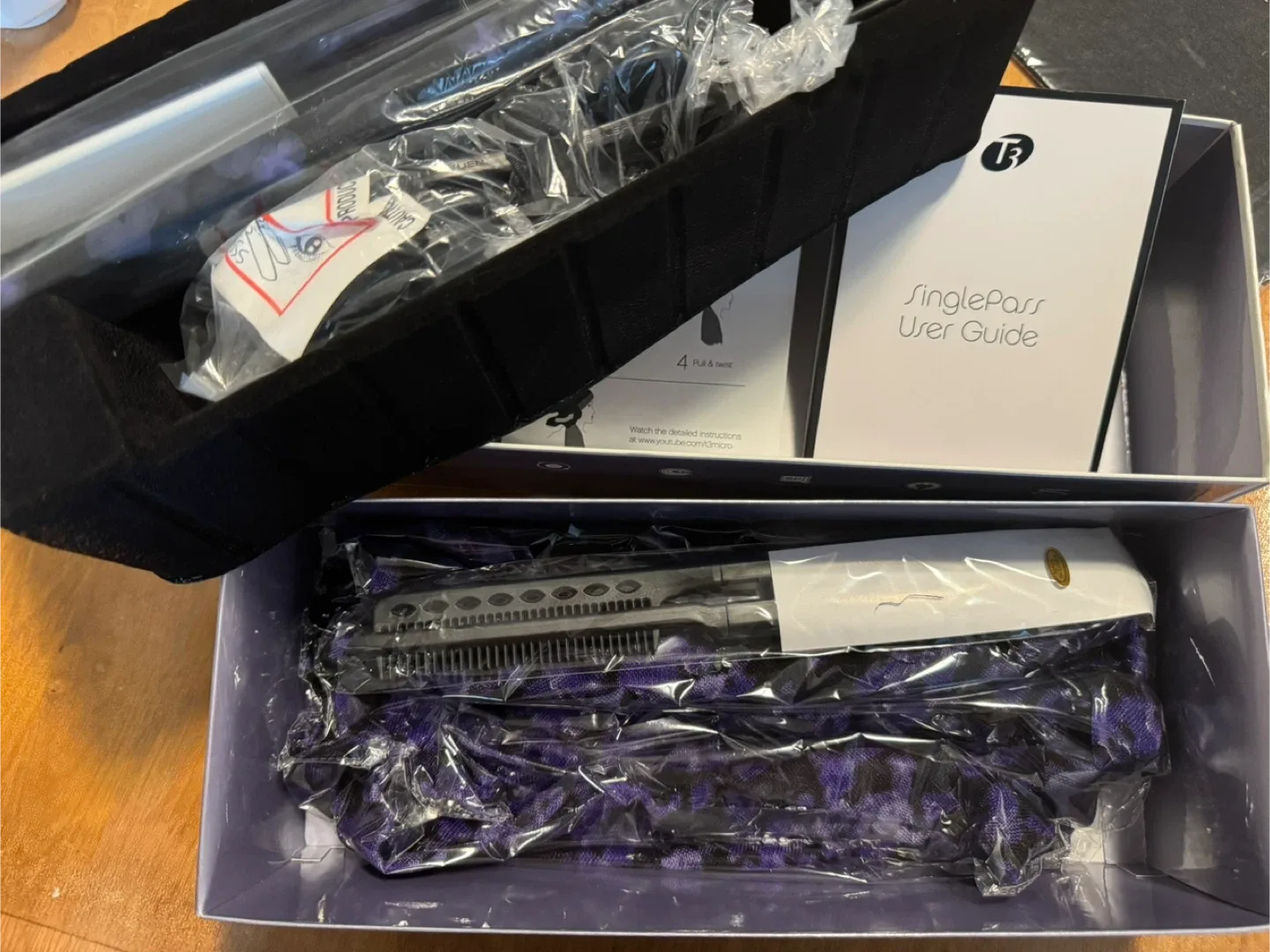 T3 SinglePass Flat Iron Limited Edition Ombre in Bloom” image indicator(3)