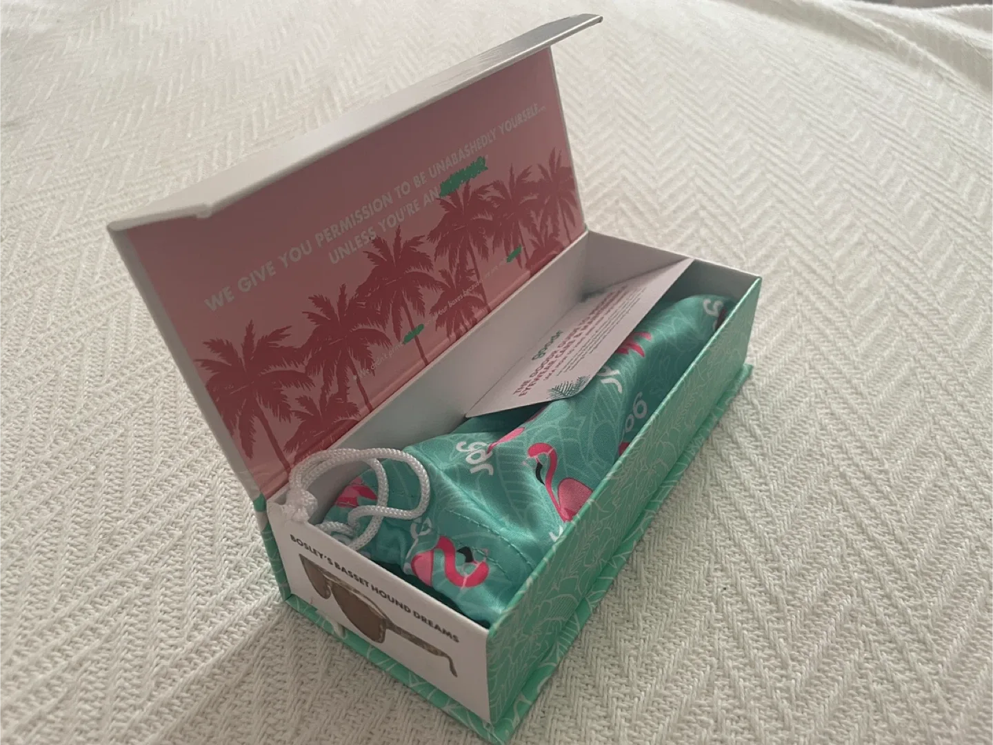 Goodr Bosley's Basset Hound Dreams Sunglasses - NEW! image indicator(2)