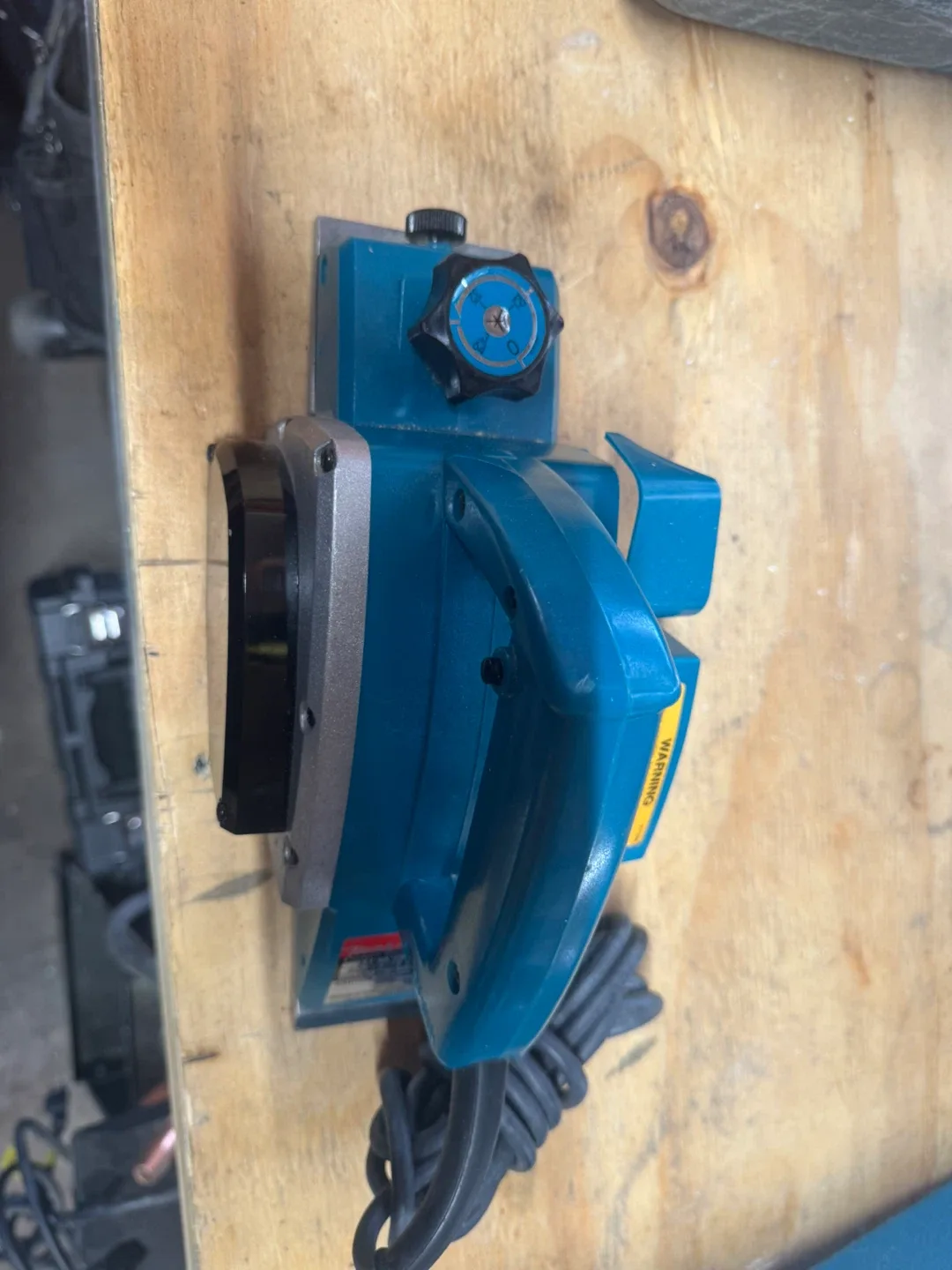 Makita N1900B Power Planer with Case image indicator(3)