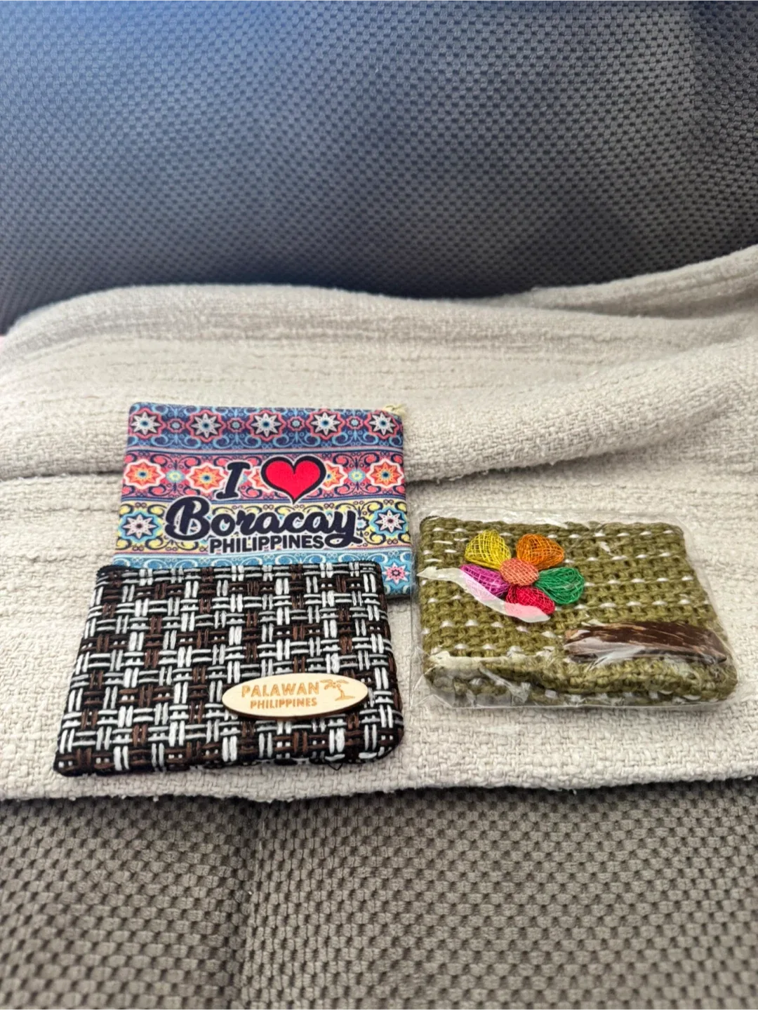 Handmade Philippines Souvenir Wallets thumbnail