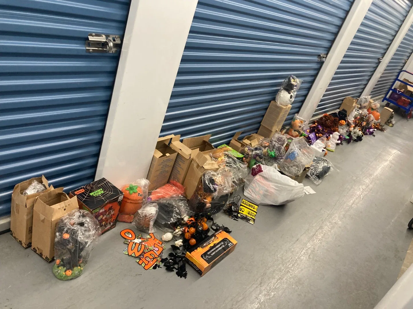 Vintage Halloween Decorations Bundle image indicator(2)