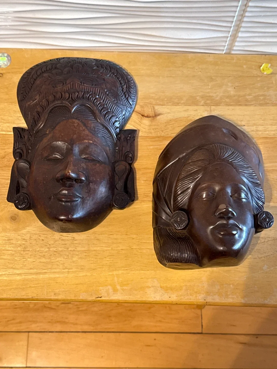 Wooden Carved Wall Masks thumbnail