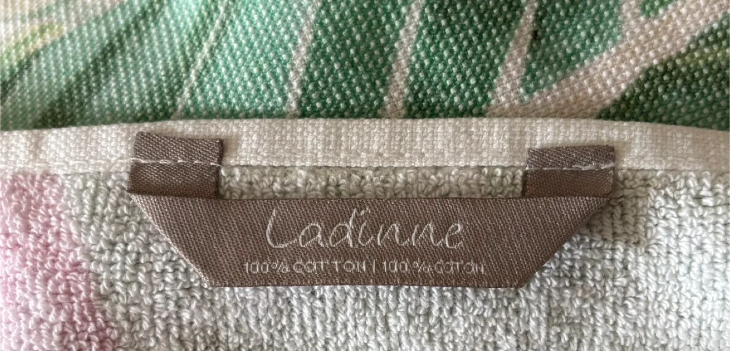 Ladinne Cotton Beach Towel image indicator(2)
