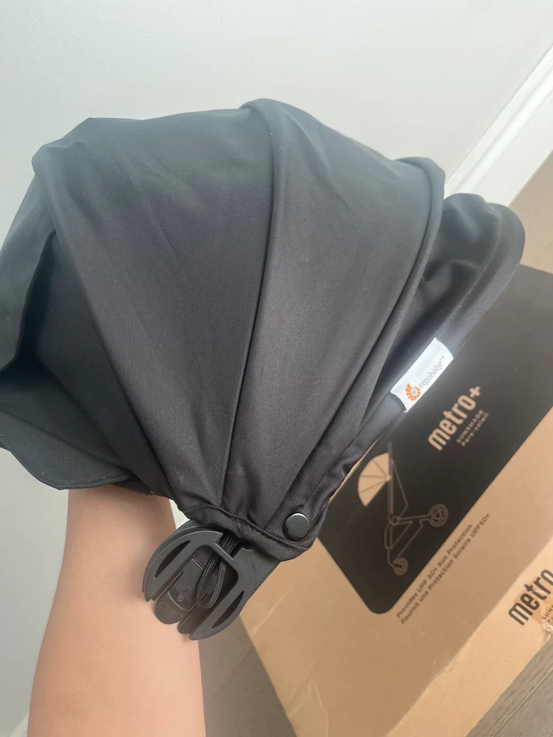 Ergobaby Metro+ Stroller Sunshade - Black - Brand New with box image indicator(4)
