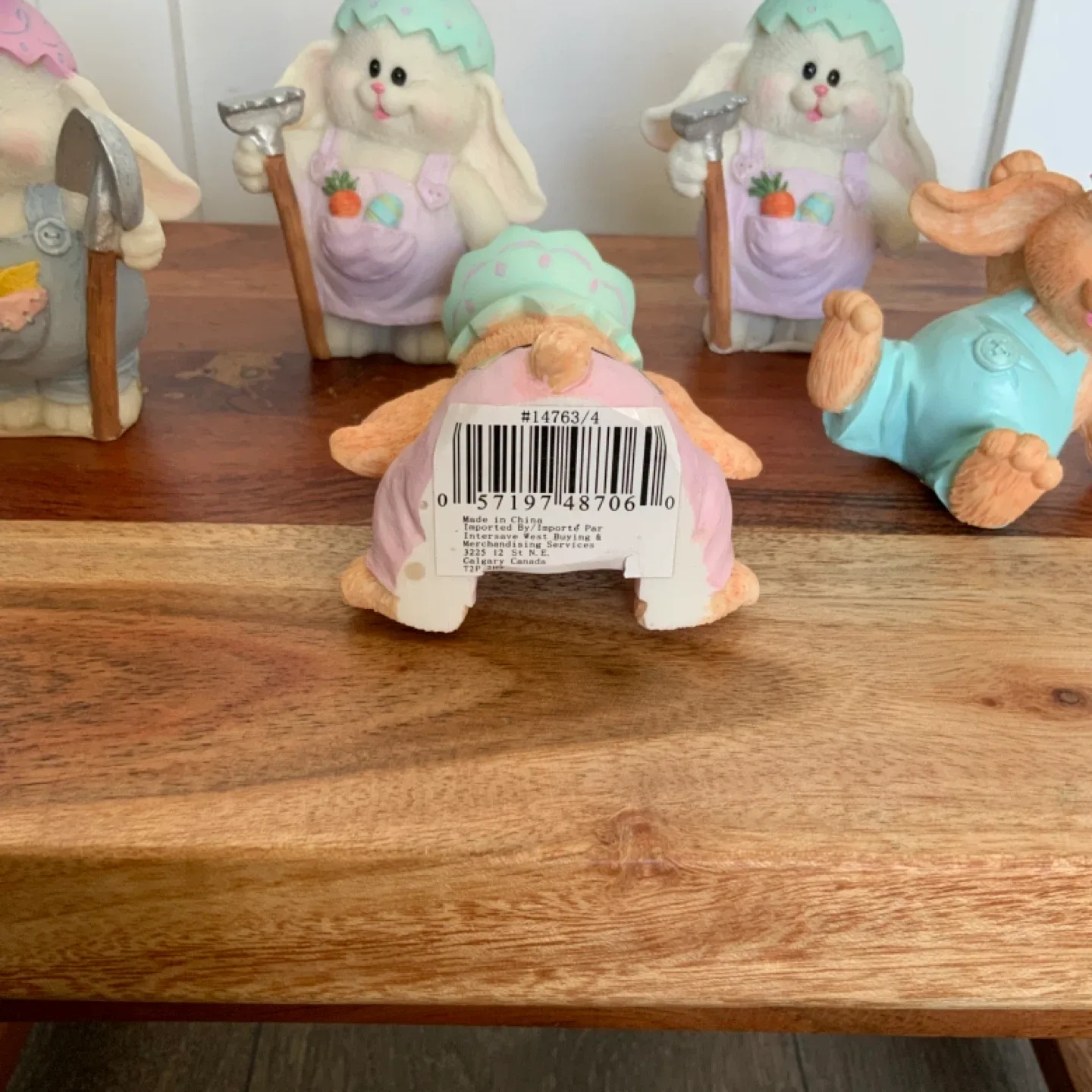 Easter Bunny Figurine Set image indicator(5)