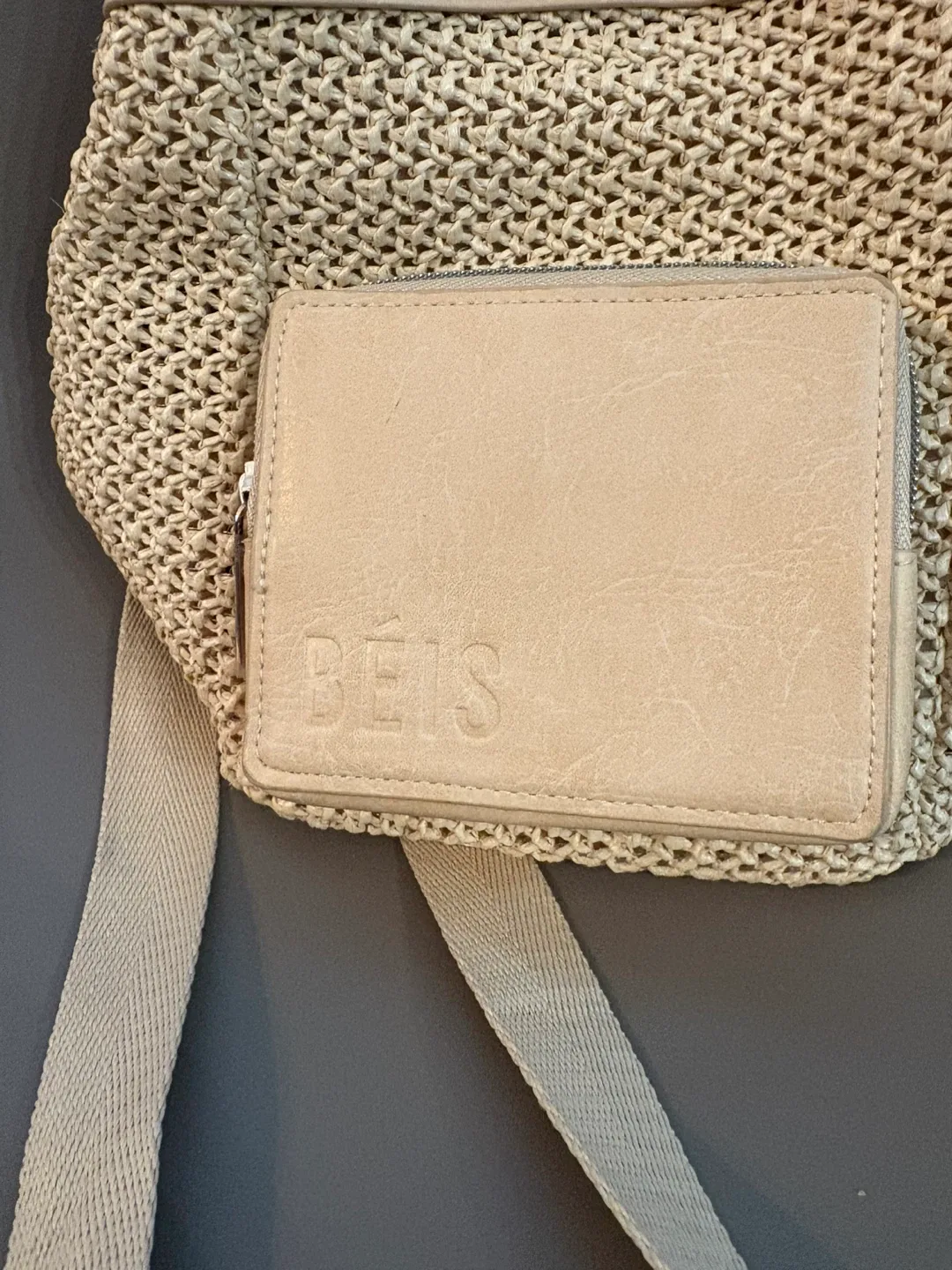 BÉIS Beige Woven Sling Bag image indicator(2)