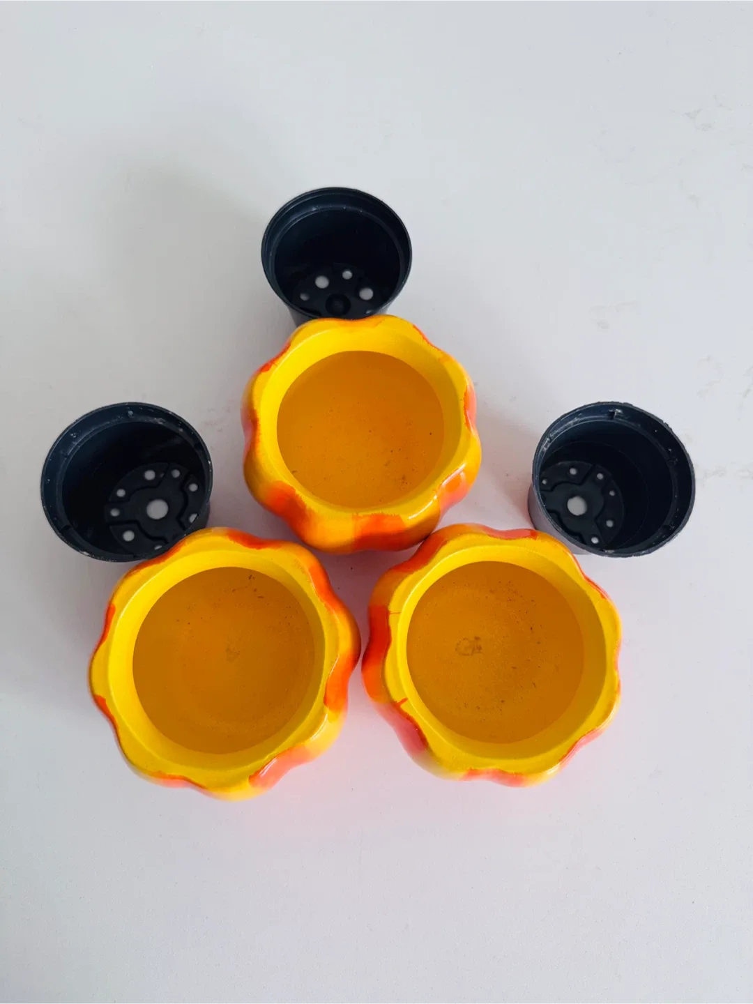 3 Small Pumpkin-Shaped Plant Pots image indicator(3)