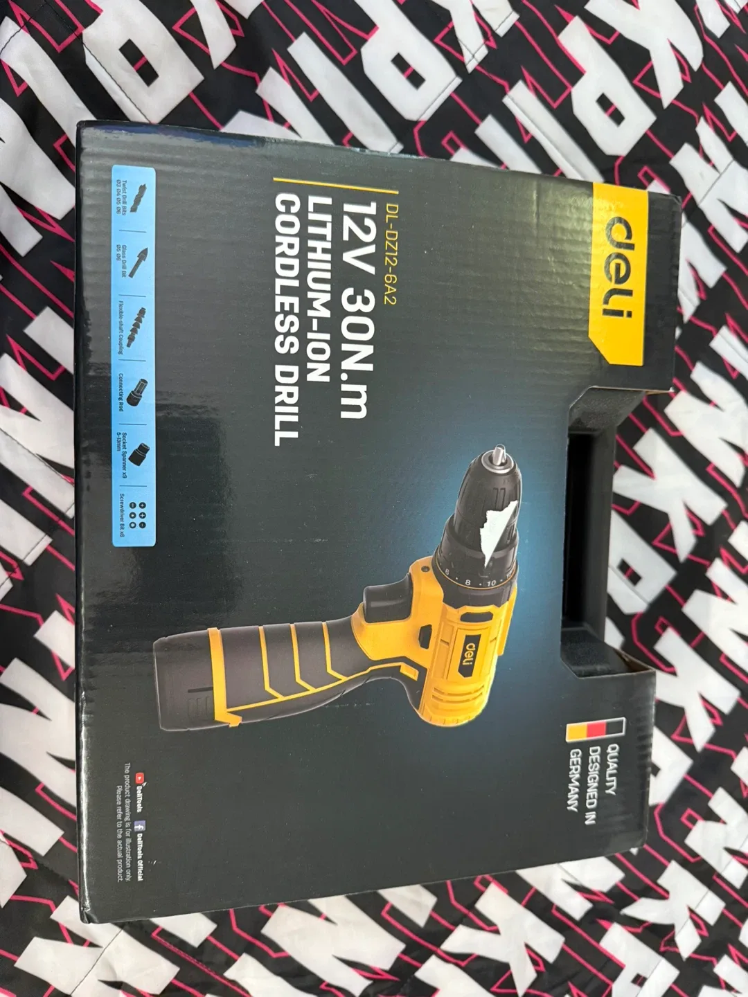 Deli 12V Cordless Drill Kit - Like New! thumbnail
