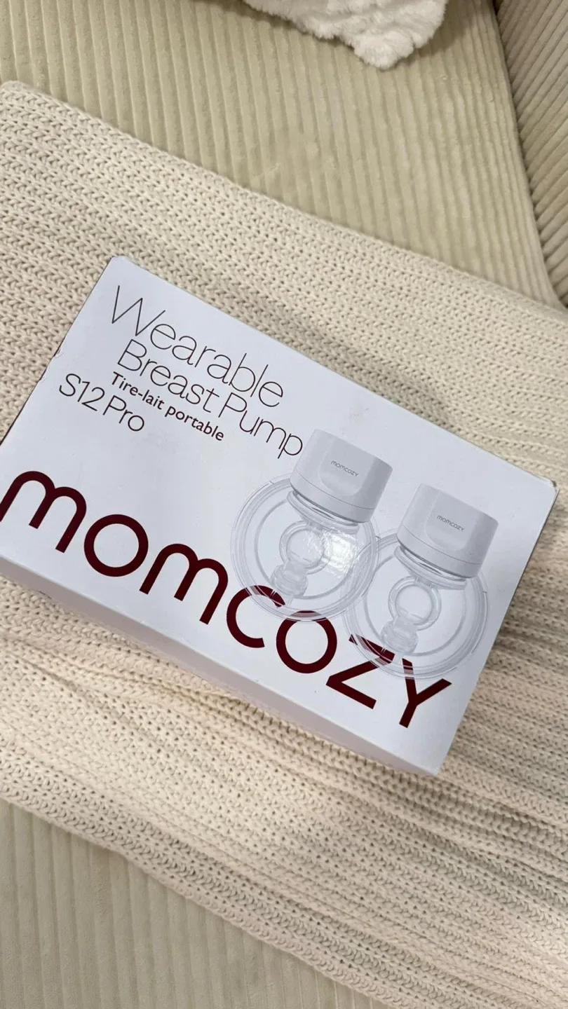 Momcozy S12 Pro Wearable Breast Pump - Like New! thumbnail