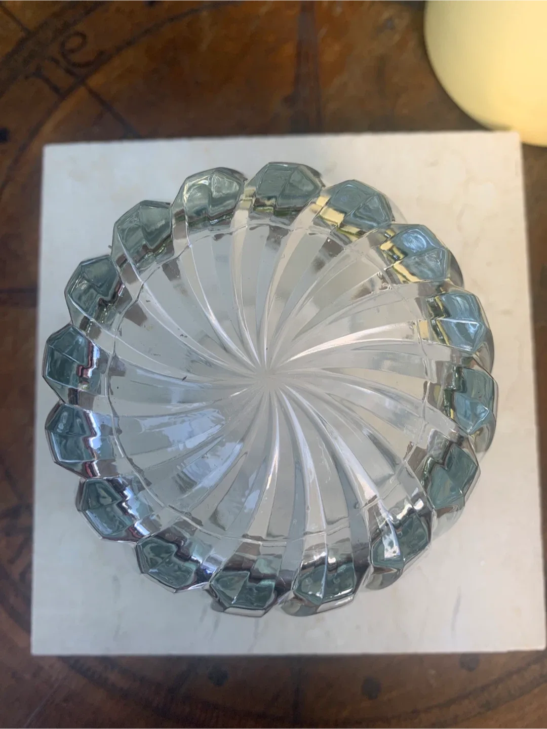 Vintage Clear Cut Glass Ice Bucket with Handles image indicator(4)