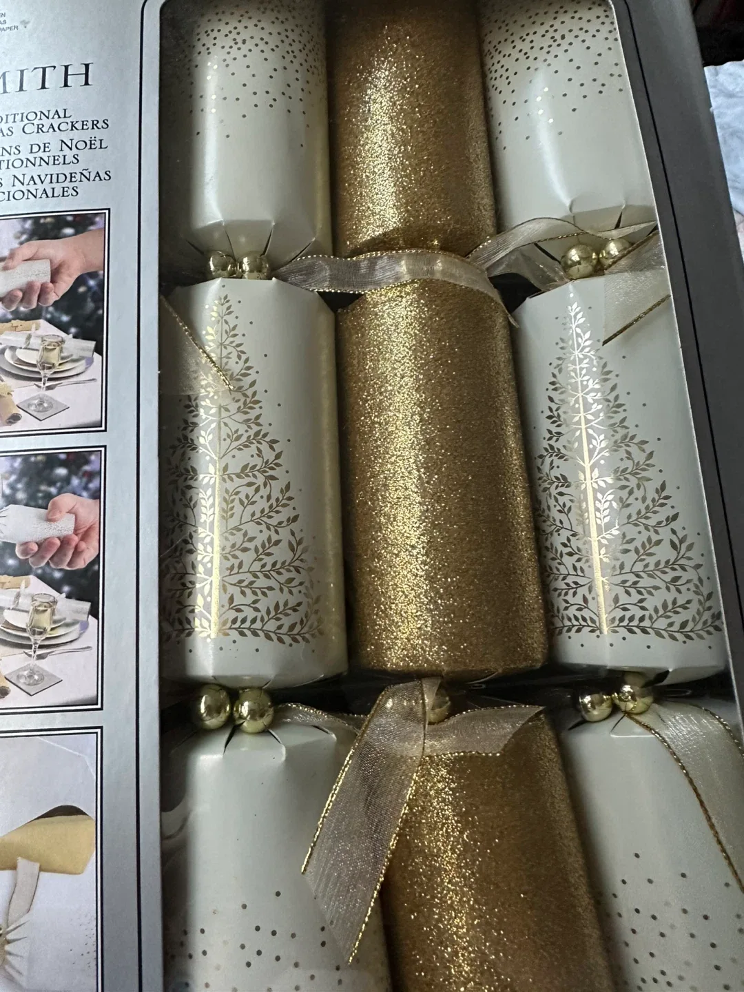 CHRISTMAS CRACKERS by Tom Smith  - 10 Pack image indicator(4)