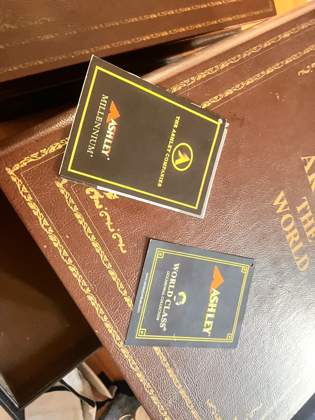 Bookcase Side Table image indicator(7)