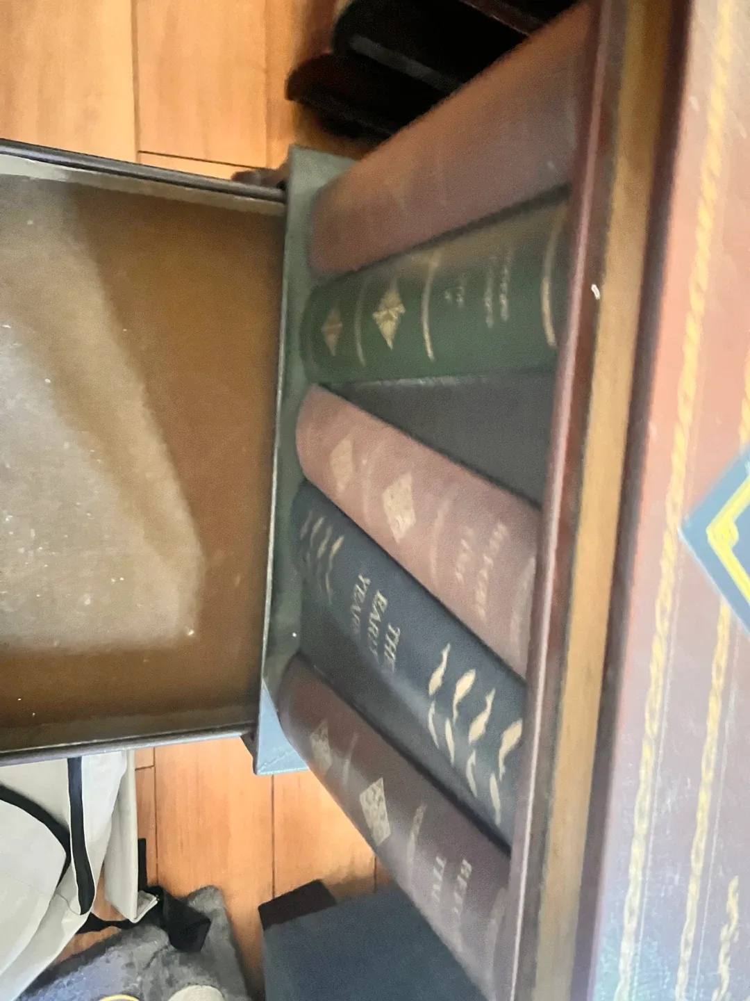 Bookcase Side Table image indicator(6)