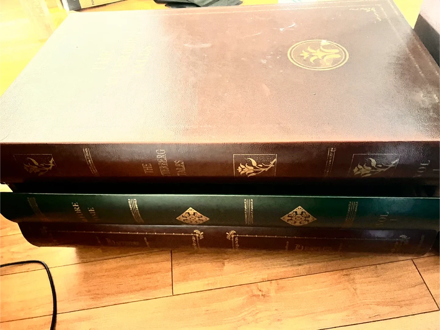 Bookcase Side Table image indicator(4)