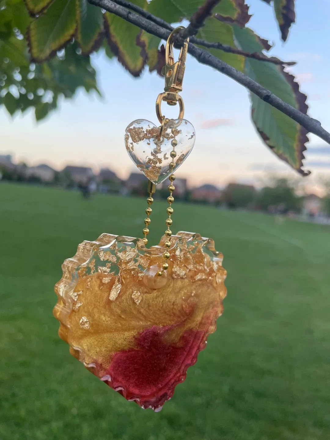 Heart-shaped Resin Keychain - Gold & Red thumbnail