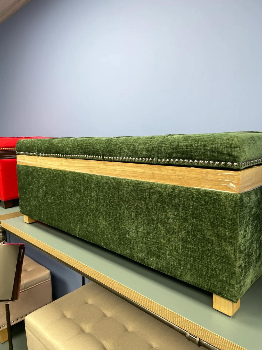 Assorted Stylish Storage Ottoman Bench image indicator(4)