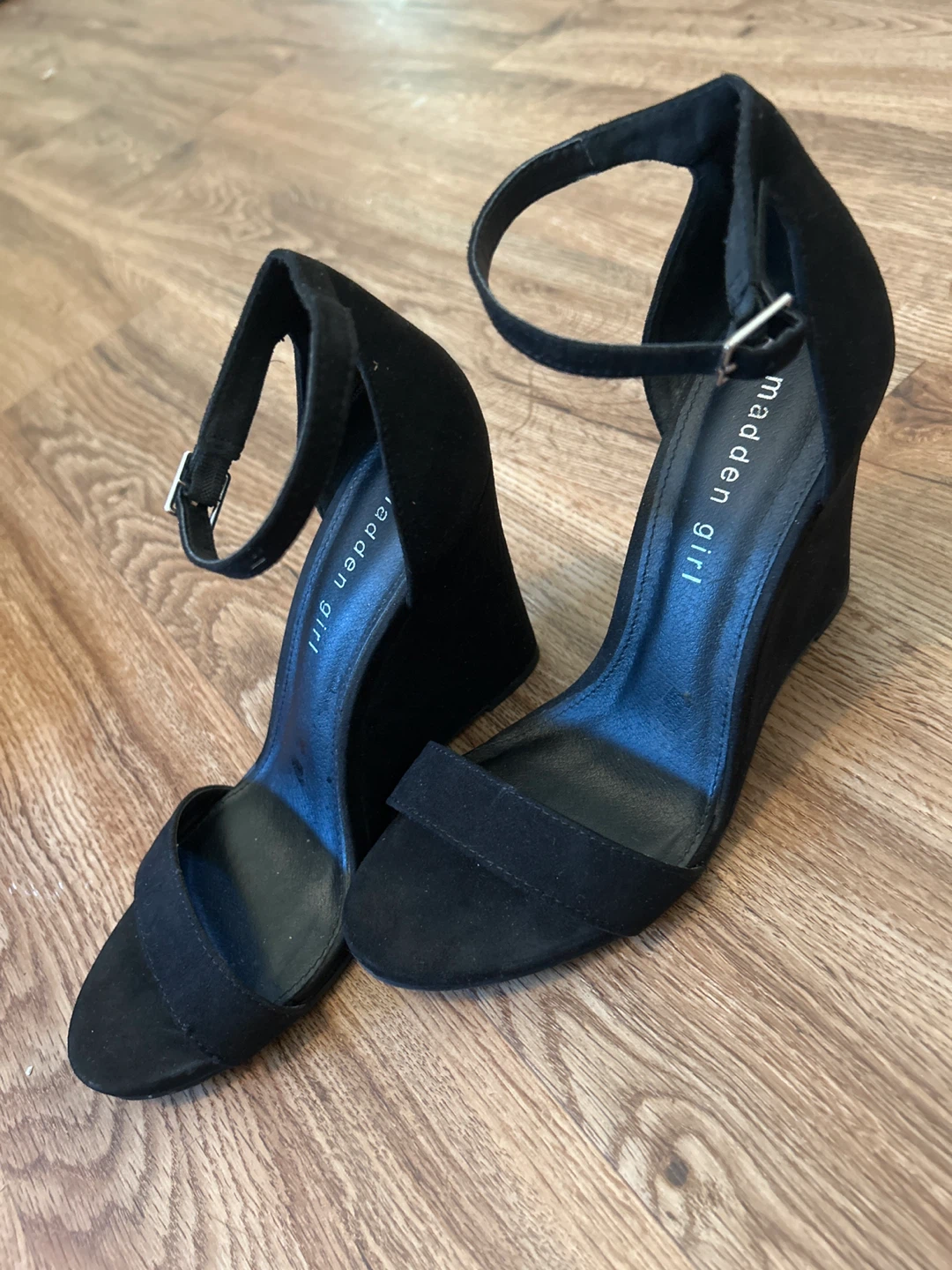 Madden Girl Willow Black Wedge Heels - Size 6 - photo 3